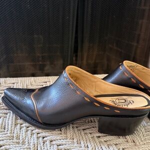 Charlie 1 Horse Black Leather Mules